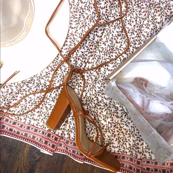 Lace up brown/tan block heels!! Just in time for spring break ☀️😍 - Picture 6 of 12